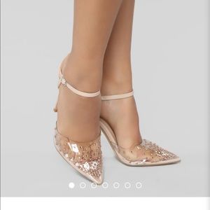 Cute nude pumps. Worn once